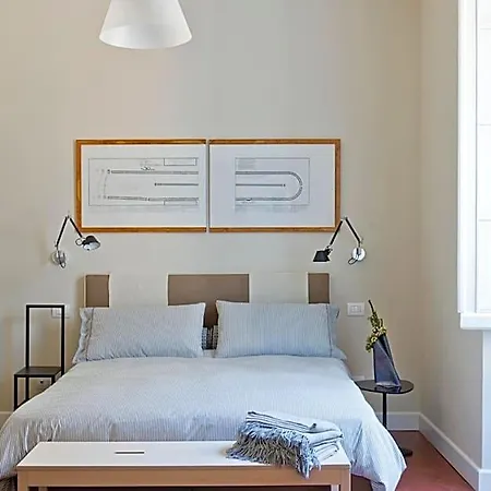 Mynavona Couette-café 4*