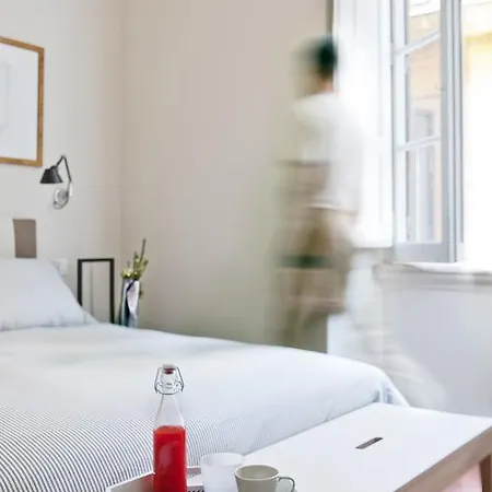 Bed & Breakfast Mynavona 3*